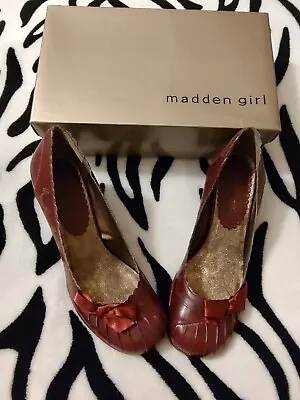 Woman Madden GIRL Stacii Red Paris Maroon Red Pump High Heel Shoes SZ 8.5 • $49.99