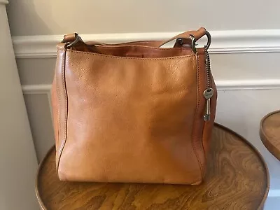 Fossil Brand Purse Bag Shoulder Strap Tote Brown Leather Key • $30