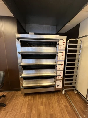 2018 Model Tom Chandley CPMK5526 5 Deck Oven 400V FULLY WORKING Great Condition • £11999