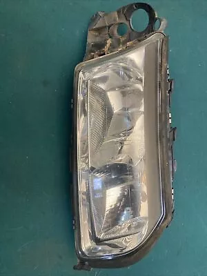 Used Headlight Assembly Right Passenger Fits 1999-2003 Volvo S80 Part #8693554. • $129