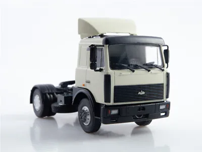 For Modimio Soviet Belarus Third-generation For MAZ-5432 Tractor 1/43 MODEL • $45.54