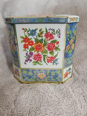 Vintage Floral Hinged Daher Tin (made In England) • $26