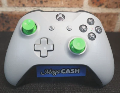 $1 • Buy Microsoft Xbox One Wireless Controller Grey/Green (Broken For Parts)