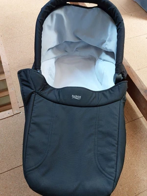 £8.99 • Buy Britax Carry Cot In Neon Black (Unused)