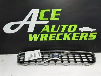 Grille 5 Cylinder Upper Fits 04-07 VOLVO 40 SERIES 580013 • $54