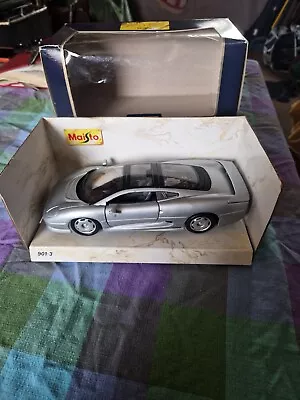 Vintage Special Edition Maisto Jaguar XJ220 1:24 1992 Boxed Silver And Black • £15