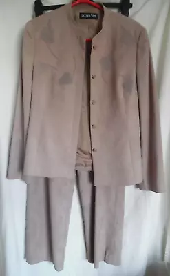 Stunning Jacques Vert Suede Feel Trouser Suit Size 10 - Taupe • £4.99