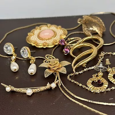 Vintage Gold Tone Costume Jewelry Lot Necklaces Pins Earrings • $22