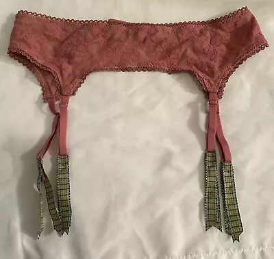 Victorias Secret Adjustable Pink Lace Garter Belt Plaid Accents Size M/L NEW • £9.73