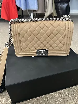 Chanel Boy Bag Medium Caviar • £2500