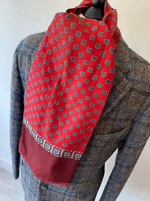 VINTAGE Mens 70s INDIE/MOD BURGUNDY SQUARE COTTON FEEL PATTERN LONG SCARF • £9.99