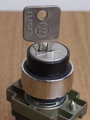 Cutler Hammer VDE 0660 Keylock Switch (Brazilian Made) • $50