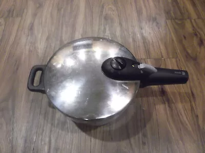 $25 • Buy FAGOR  Stainless Stovetop 4L Pressure Cooker Vitro Induction 18/10