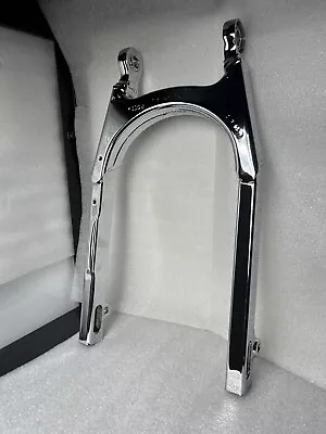 Harley 2004 Sportster 47587-04 Chrome SWINGARM XL 1200 Small Blemish EXCHANGE • $474.05