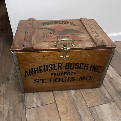 Vintage BUDWEISER Beer ANHEUSER-BUSCH INC. Hinged Wood Box Advertising Crate • $62.30