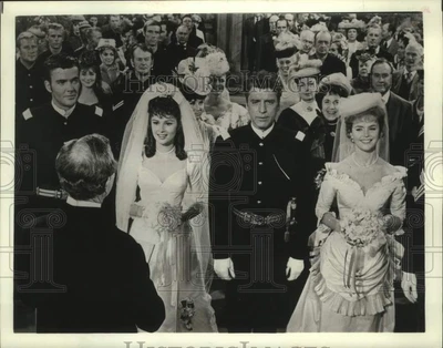 $24.99 • Buy 1965 Press Photo Pamela Tiffin & Burt Lancaster Star In  The Hallelujah Trail 