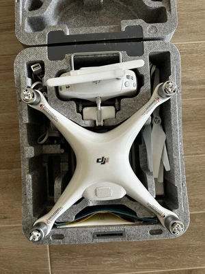 $217.50 • Buy DJI Phantom 4 Drone - White (WM330A)