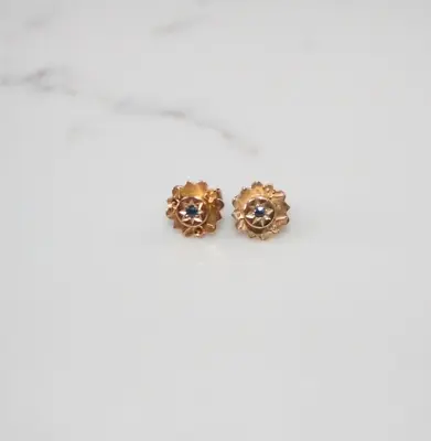 ANTIQUE VICTORIAN 15Ct Yellow Gold & Sapphire STUD EARRINGS • £129