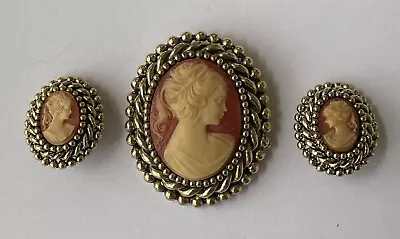 Vintage Large Cameo Set Of Brooch And Clip On Earrings Resin Gold Good Quality • £40.87