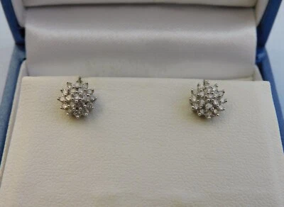 £169.99 • Buy GREAT 9CT WHITE + YELLOW GOLD 0.25ct DIAMOND FLOWER CLUSTER STUD EARRINGS - 1.4g