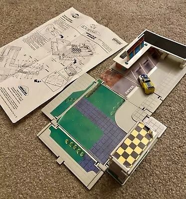 Micro Machines Insiders Double Play Playset Galoob 1989 With Car & Instructions  • £23