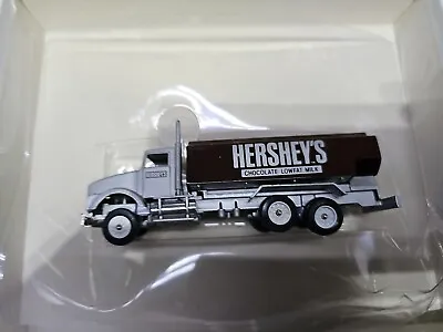 Winross Hershey's Chocolate Lowfat Milk Tanker Truck Transporter Hauler 1:64 • $12.95