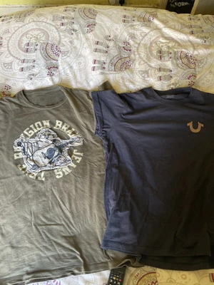 £8 • Buy Mens True Religion T-shirt Size Large