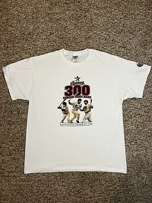 Houston Astro’s 300 Vintage 90s Graphic T-shirt (size XL) • $14.99