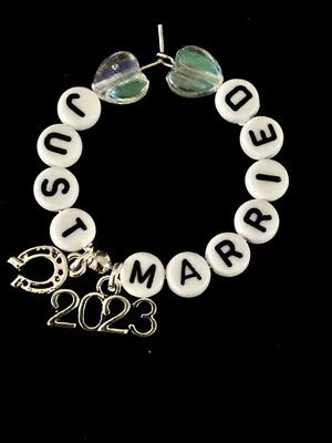 £2 • Buy Just Married 2023 Wine Glass Charm Wedding Horse Shoe Mr & Mrs