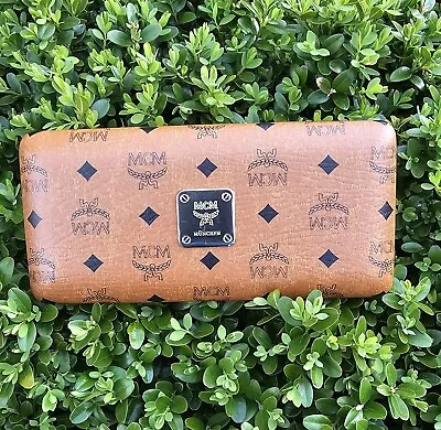 MCM EYE GLASSES/SUNGLASSES CASE LOGO. Original Great Condition • $33.77