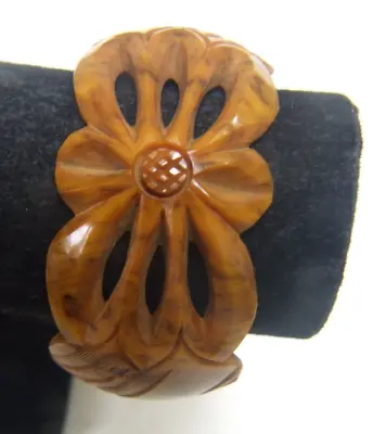 Vintage Deco Butterscotch Bakelite Bangle Bracelet With Carved Design. • $395