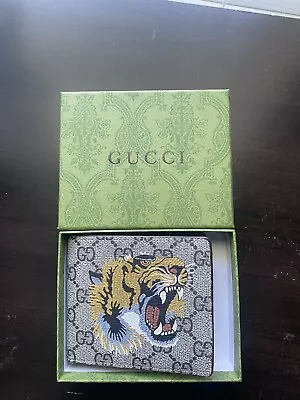 Gucci Beige Tiger Wallet GG Print • $120