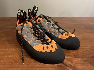 La Sportiva Tarantulace Flame Rock Climbing Shoes 41 Mens Size 8-8.5 Orange • $49.99