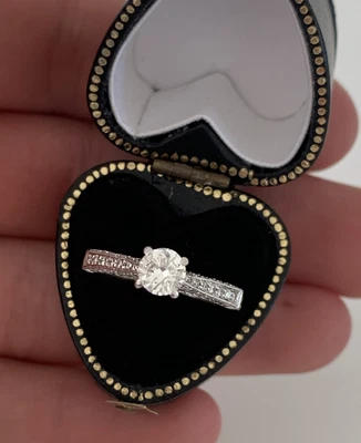 £1750 • Buy 18ct Gold 0.90 Carat Diamond Engagement Ring Boxed, 18k 750