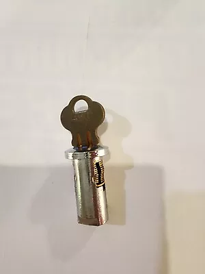 Original Chicago Lock & Key For Victor Vista Northwestern Gum & Peanut Vending • $0.99