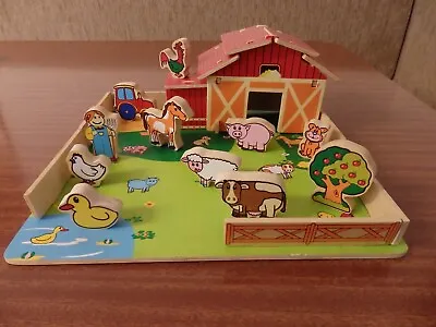 Small Wooden Farm Playset - Base Barn Animals Farmer Fencing Etc. • £17.50