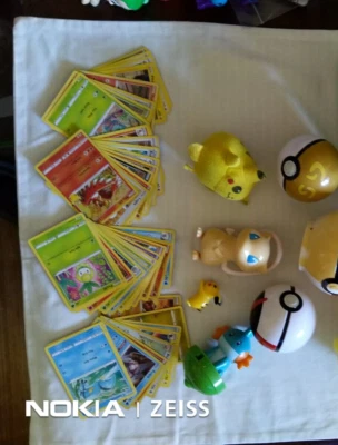 $17.99 • Buy 7x Pokemon CHARACTERS Figures TOYS Pikachu Meowth BALLS + 40x CARDS Lot