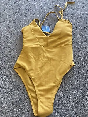 $8 • Buy New Gold One Piece Swimsuit Women’s Size 8 By Zaful