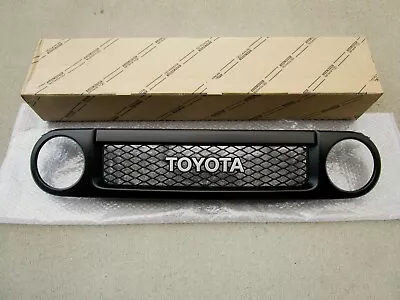 Fits :07 - 14 Toyota Fj Cruiser Front Radiatir Grille Black Non Painted Oem New • $398.99