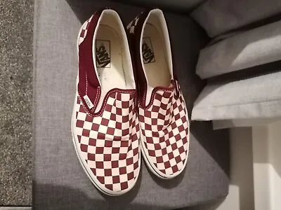 VANS Classic Checkerboard Burgundy /White Slip On Skate Shoes Men’s Size 9.5 Uk. • £36