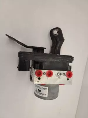 14-16 KIA SPORTAGE Antilock Brake Part Actuator And Pump Assembly 589203W810 • $133.70