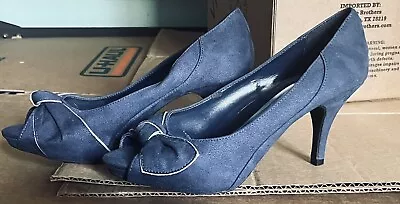 SALE!! XAPPEAL Ella Pumps Navy Blue • $6.75