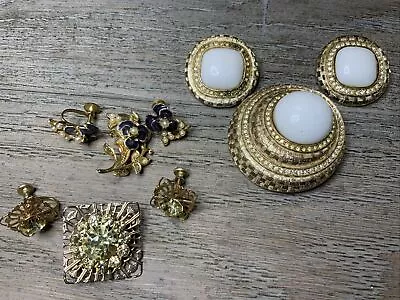 Vtg Brooch Earring Set Lot 3 Goldtone Bergere Milk Glass Cabochon  Orchid Pearl  • $25