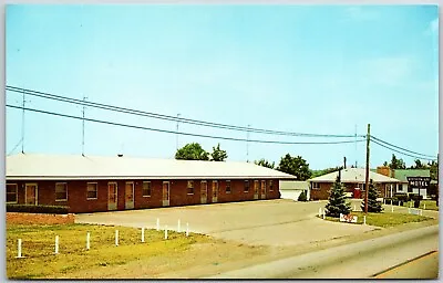 Northern Aire Motel Springfield IL - Postcard • $4.98