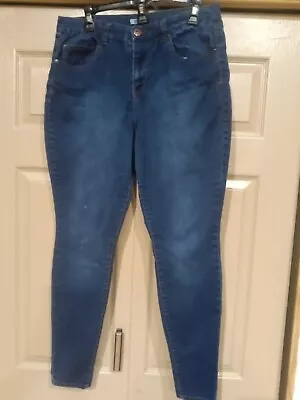 Mudd Women's Blue Jeans Size 15 • $17