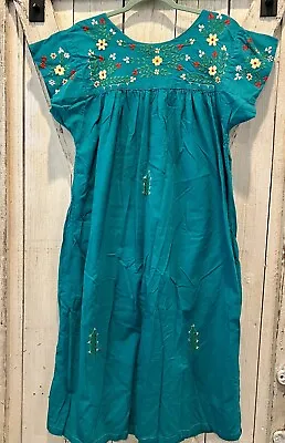 Vtg Embroidered Oaxaca Mexican Fiesta Dress Green Multicolor Floral OS Large • $29.99