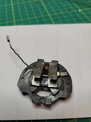 £5.99 • Buy X 929 Brush Retaining Faceplate For 3 Pole HORNBY Ringfield Motor 
