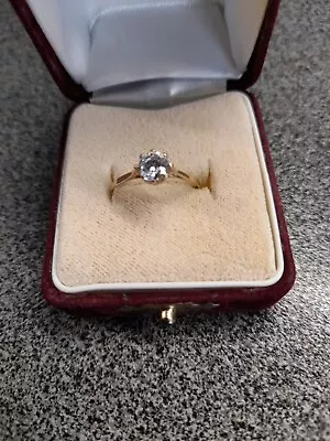 9ct Yellow Gold Solitaire Ring Size M • £6.80