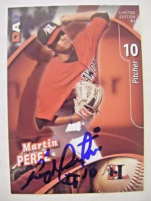 MARTIN PEREZ Signed RARE RANGERS 2009 HICKORY DAV Baseball Card AUTO Autographed • $9.95