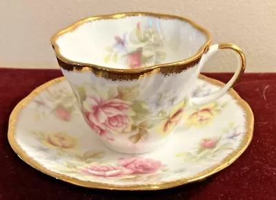 Queens Rosina China Co Fine Bone China Cup & Saucer Made In England EUC • £18